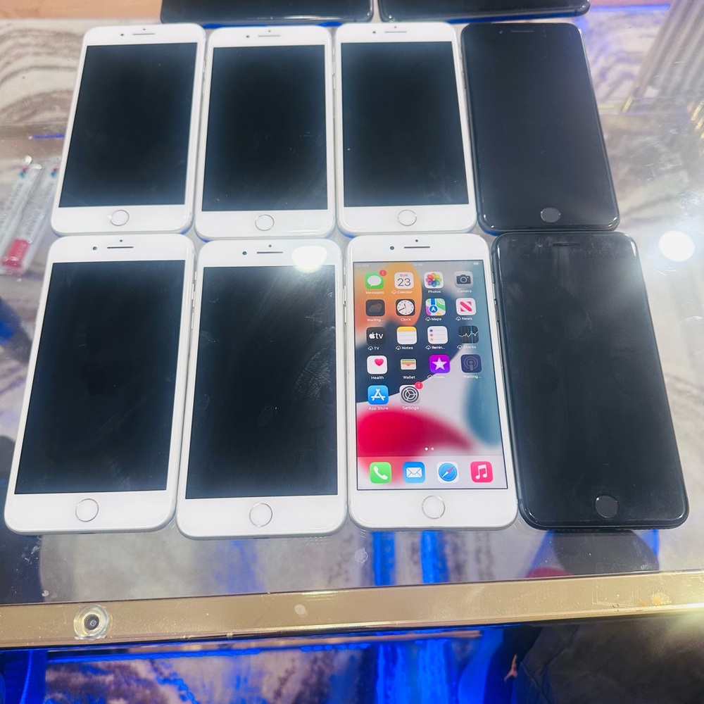 iPhone 8 Plus